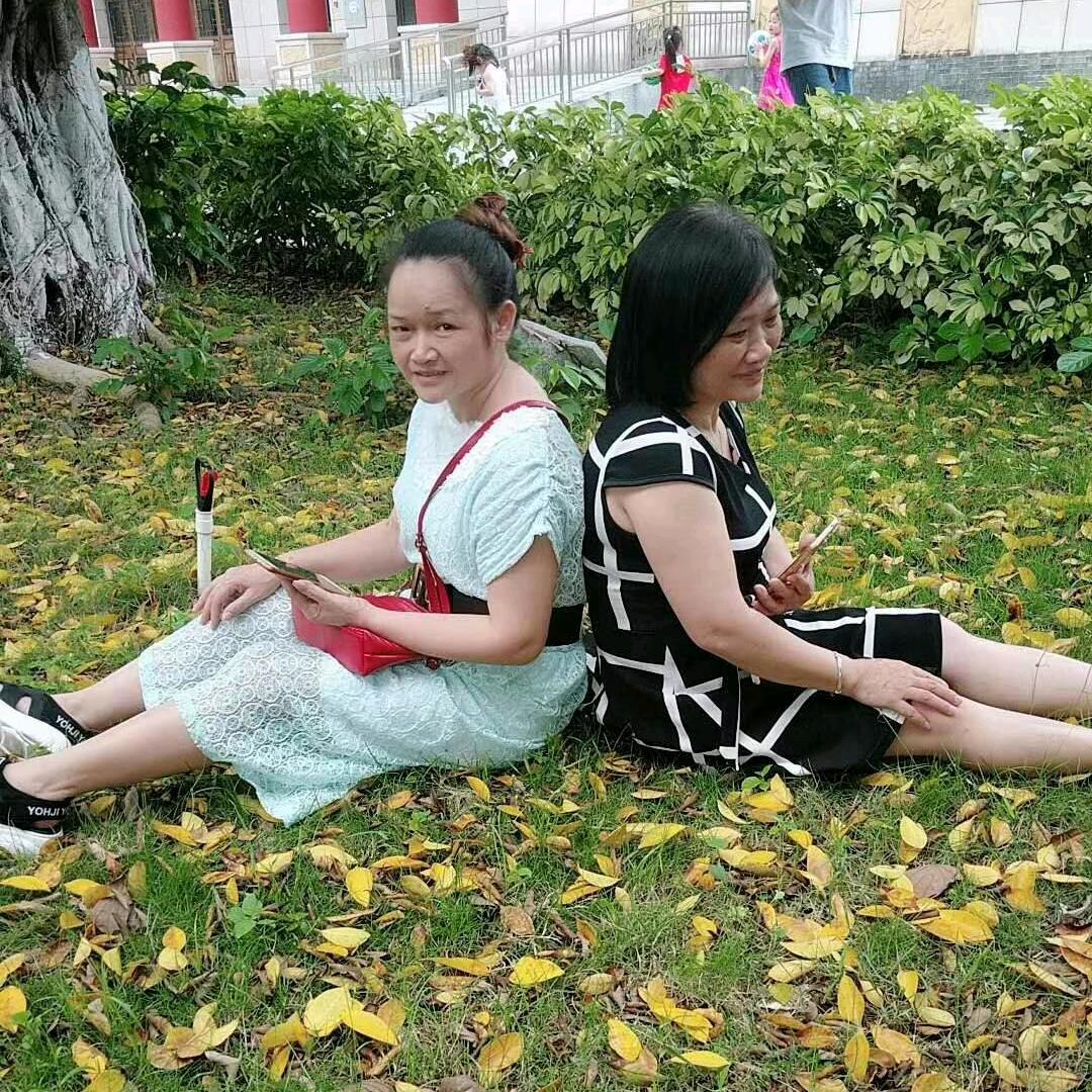 👭梁七妹