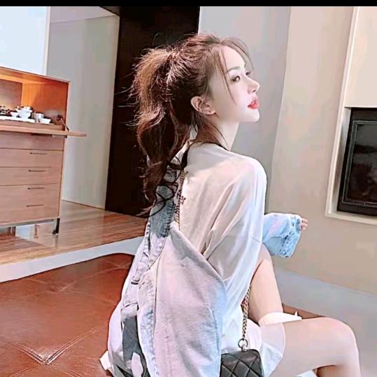 黄加蓝lora---穿搭分享