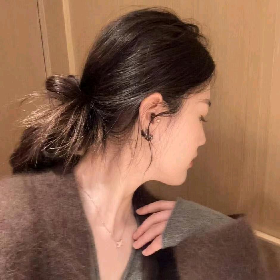 背影女神