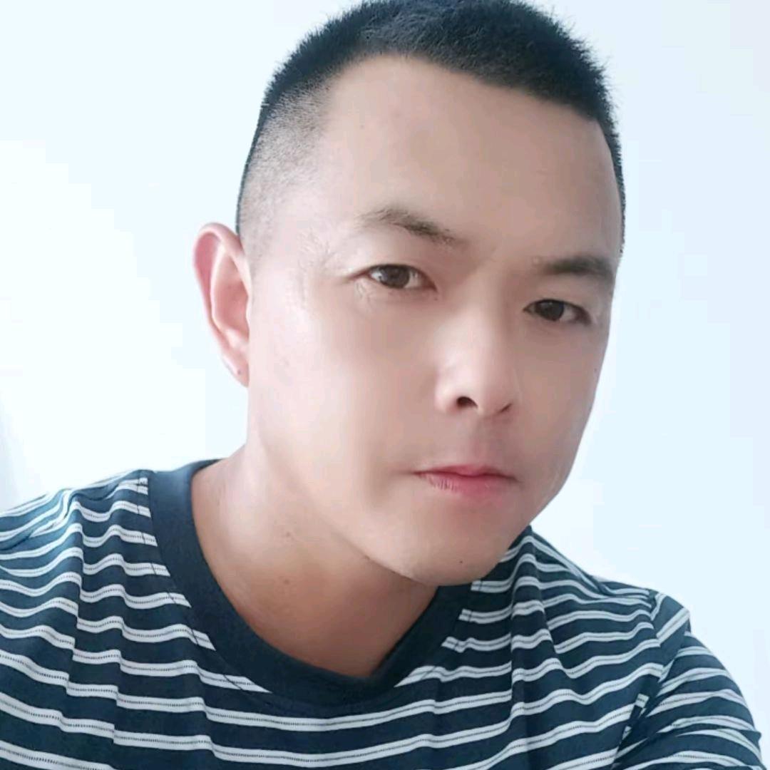 张宏