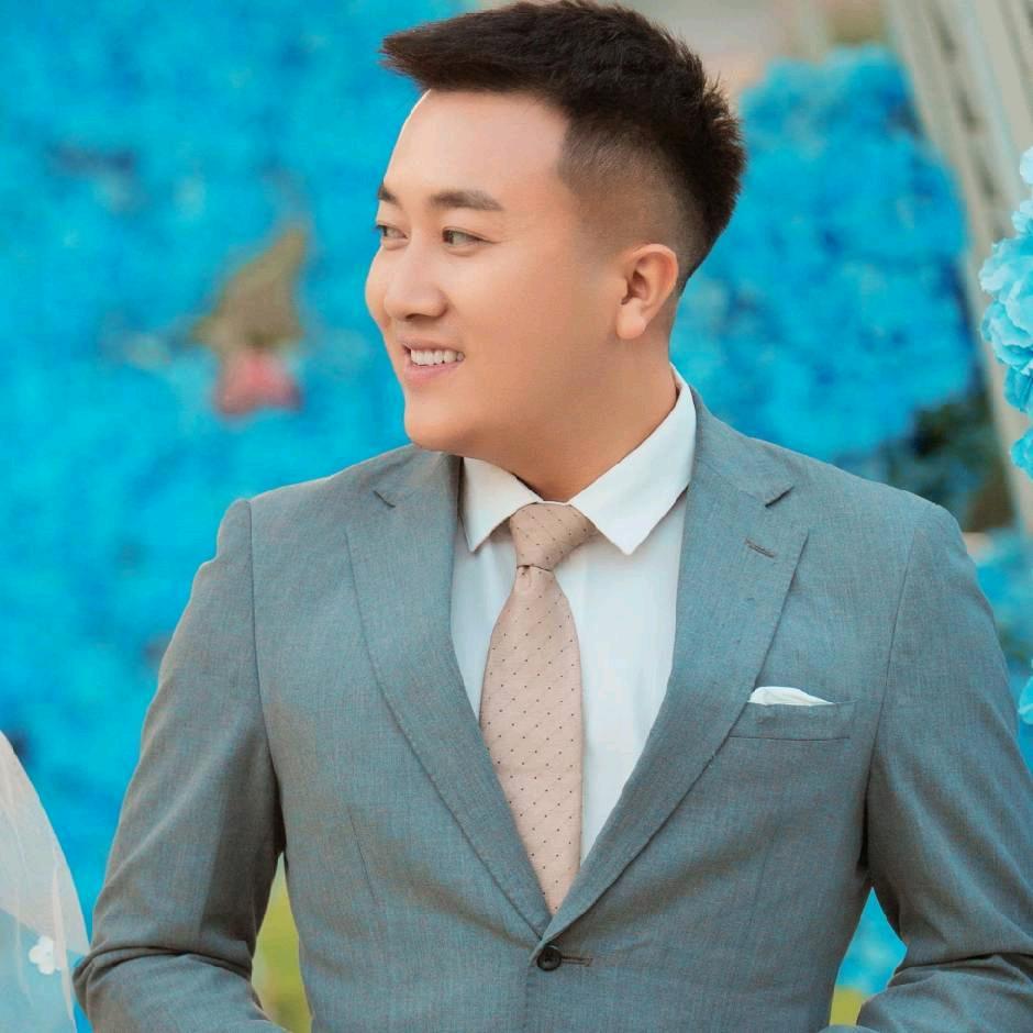 AAA小严说媒（初见婚恋，女生免费）