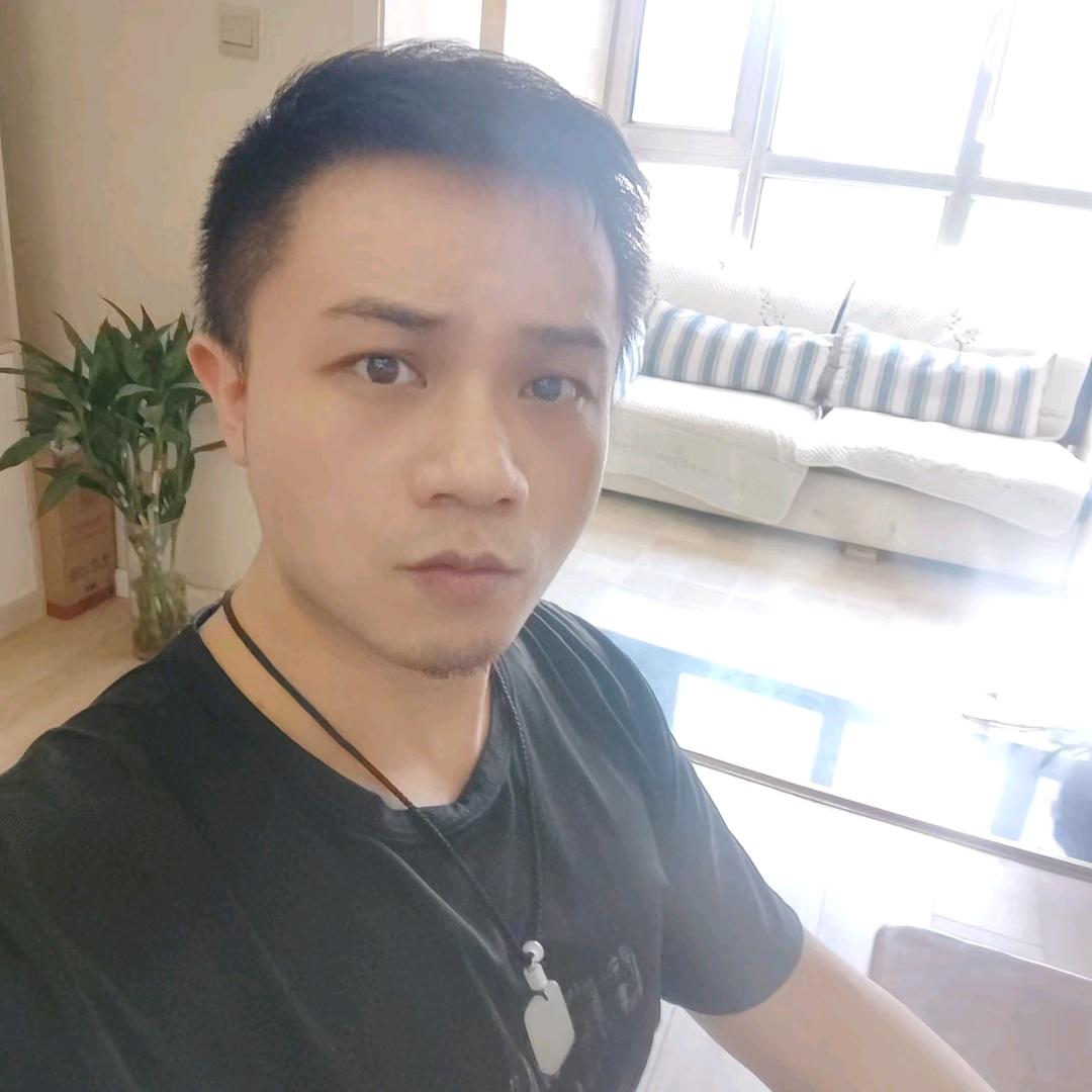 为白月光打拼的男技师