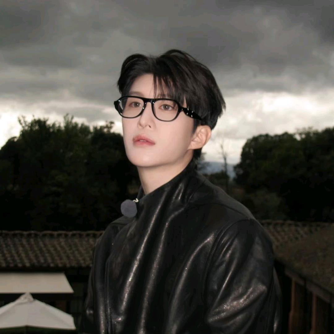 ^牵 挂¹.ᴬᵈᵃᵐ