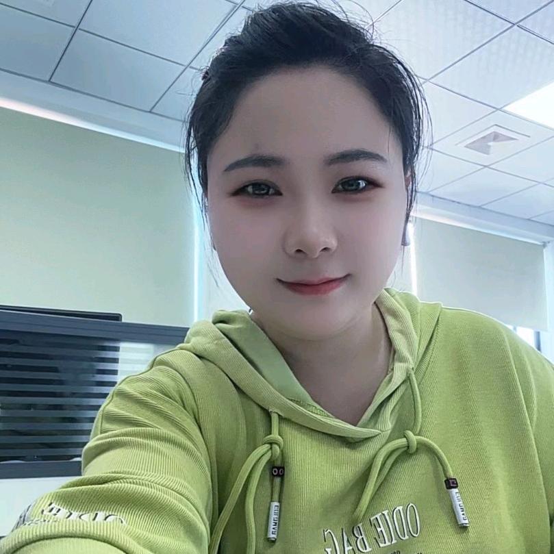 莉莉很甜