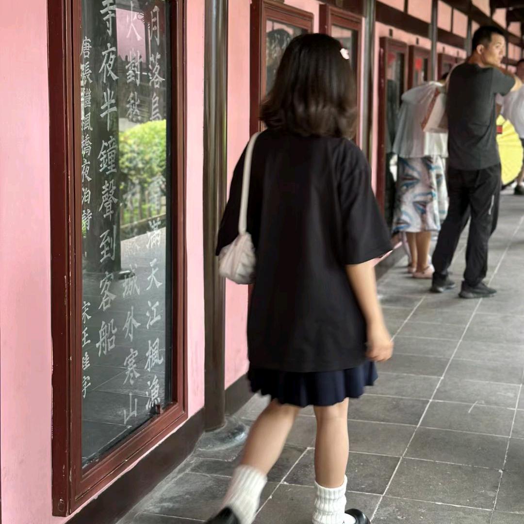 脑壳有包大绵羊.