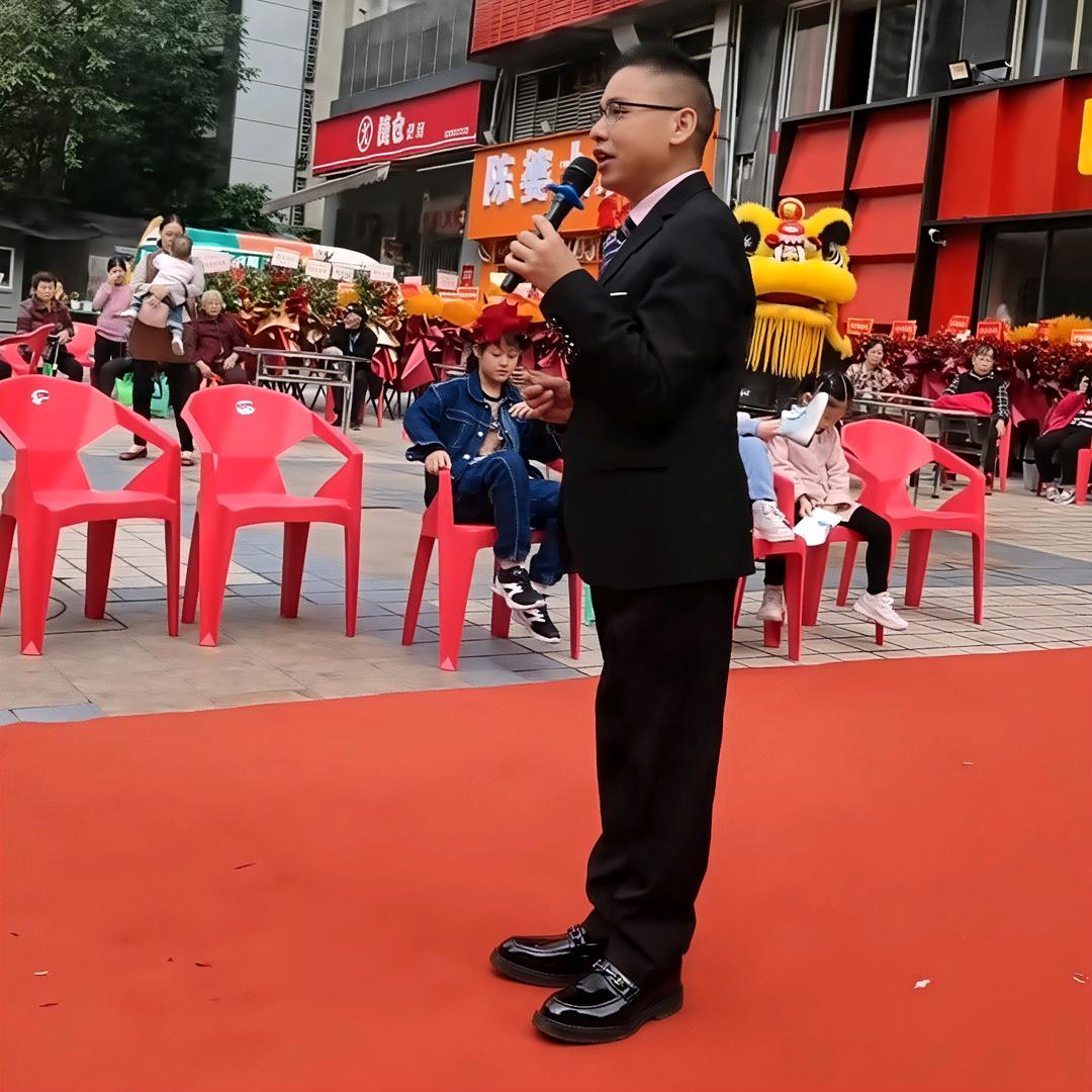 农村葬礼司仪主持小黄