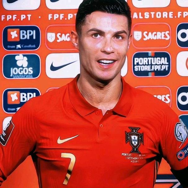 CR7.