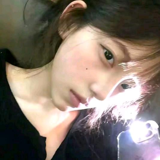 郁金香_