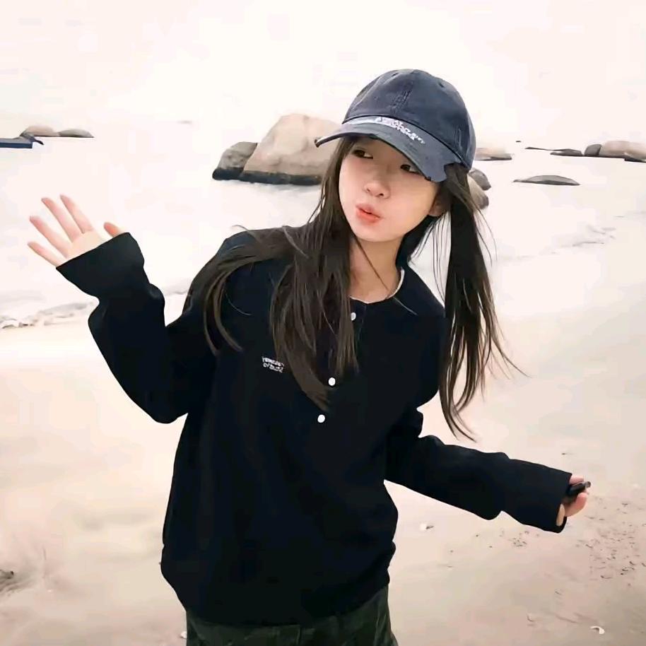 岩.