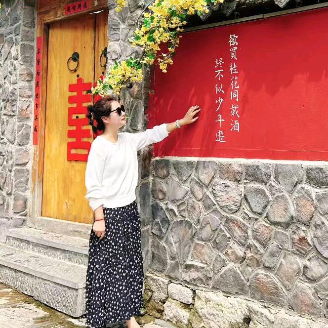 是小小潘