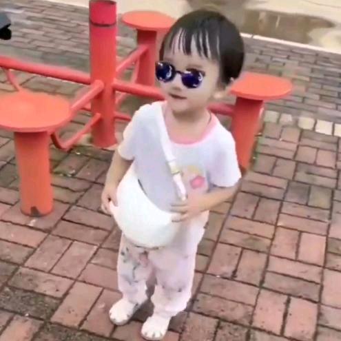 曼曼