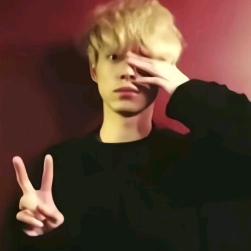 ￴￴ ￴￴讨厌小手机