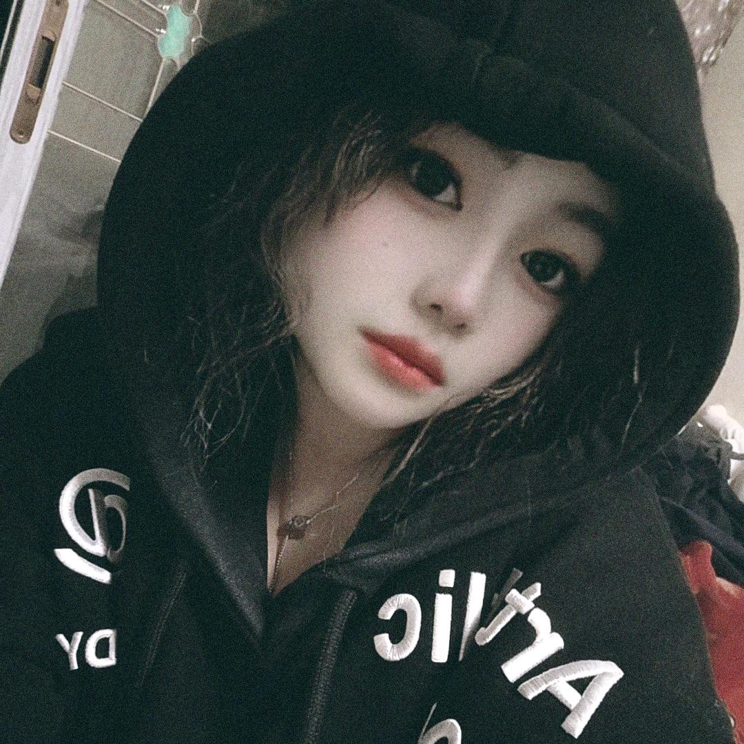 ୧⍤⃝🌻燕子☜