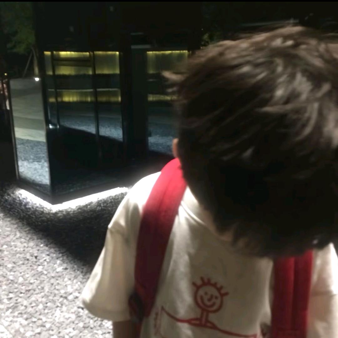 耿世行.
