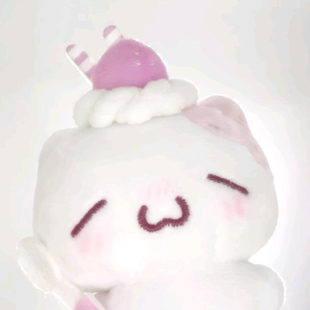 卖萌被磨掉一颗虎牙