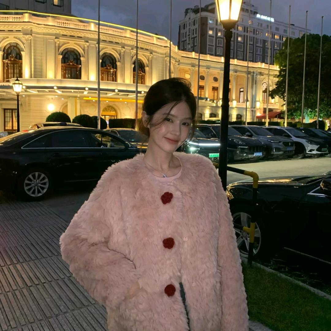 花花。🌸（努力中（穿搭分享）