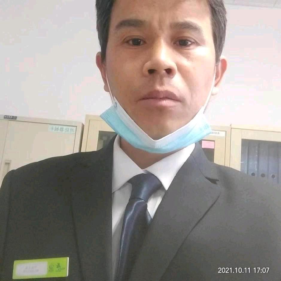 闫江江