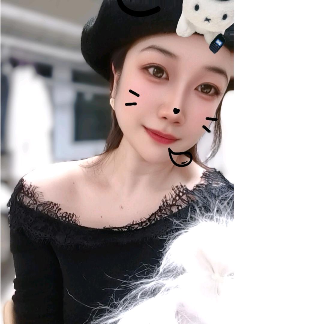 ʟ̆̈ᴜ̆̈ᴄ̆̈ᴋ̆̈ʏ̆̈  ꕁ