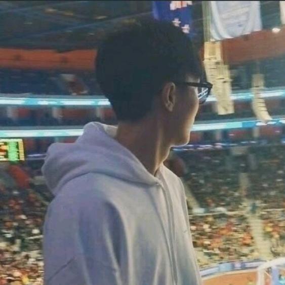 🍊HeartWarmingBoy✨