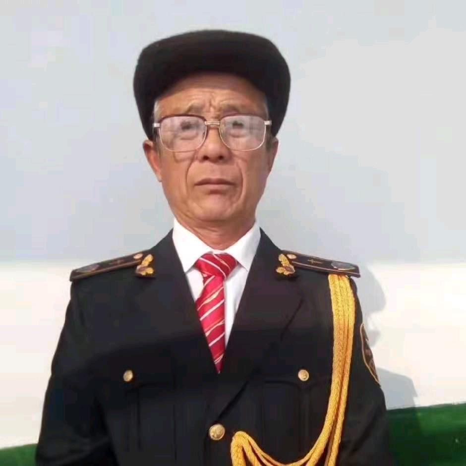孟令华