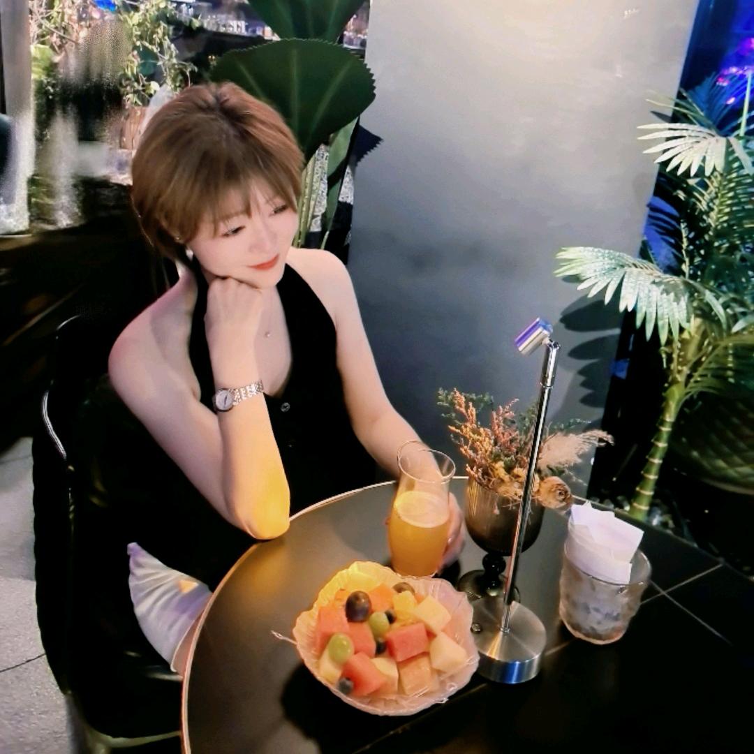 是静静呀👑
