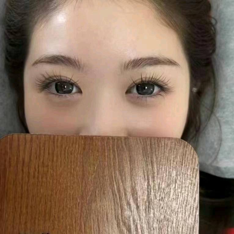 阳泉上门美睫师👉洋洋（预约）