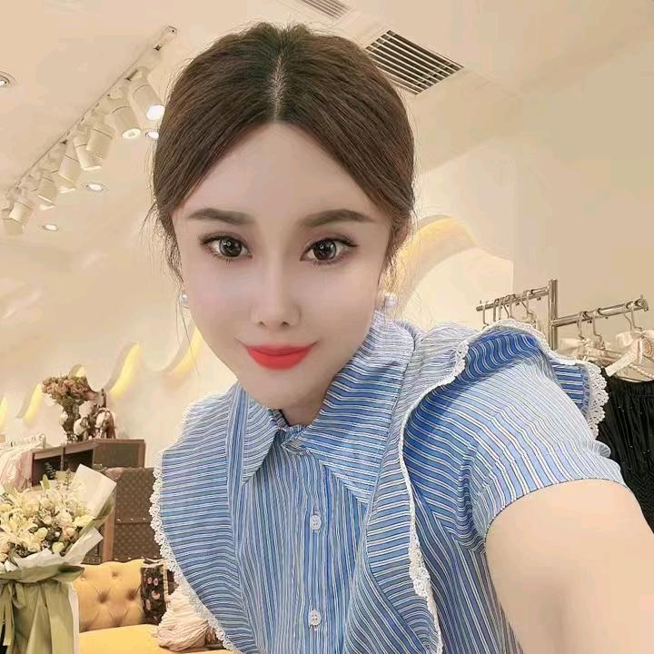 小白姐的闺蜜服饰店