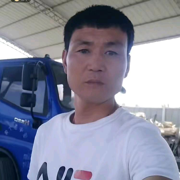小吕哥（单身）
