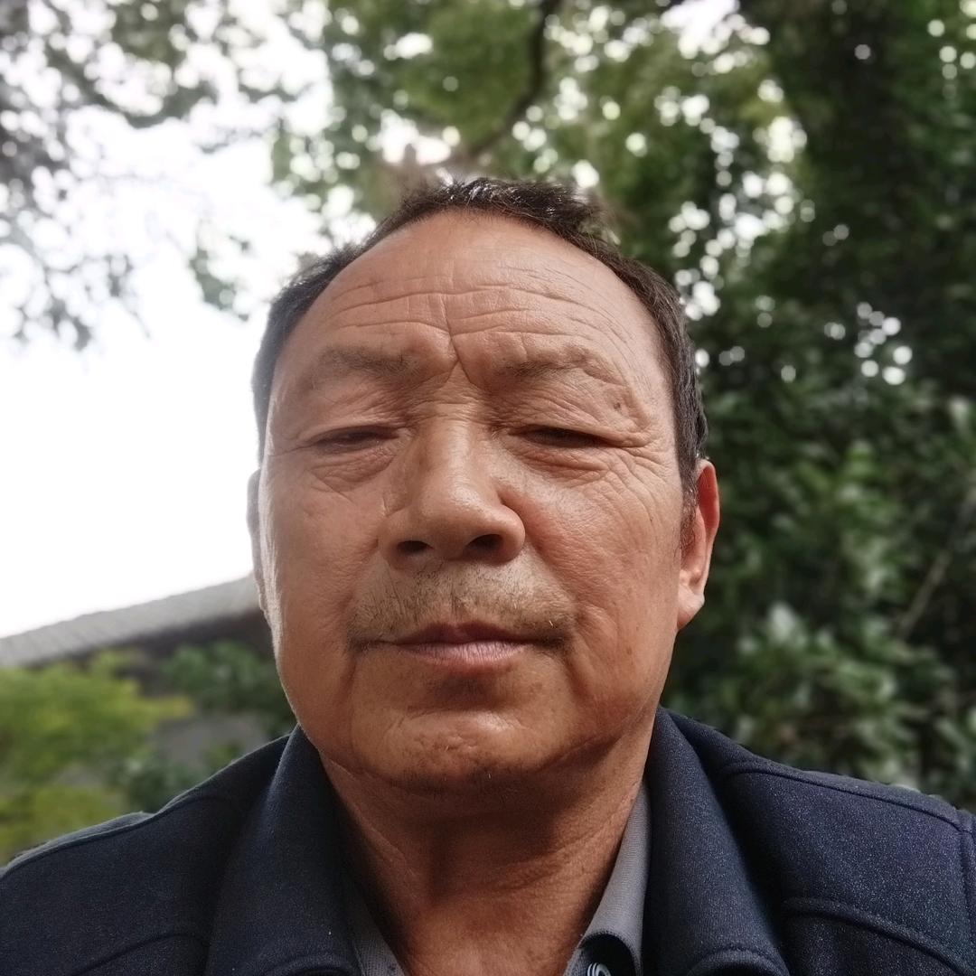 快乐路是自己走的