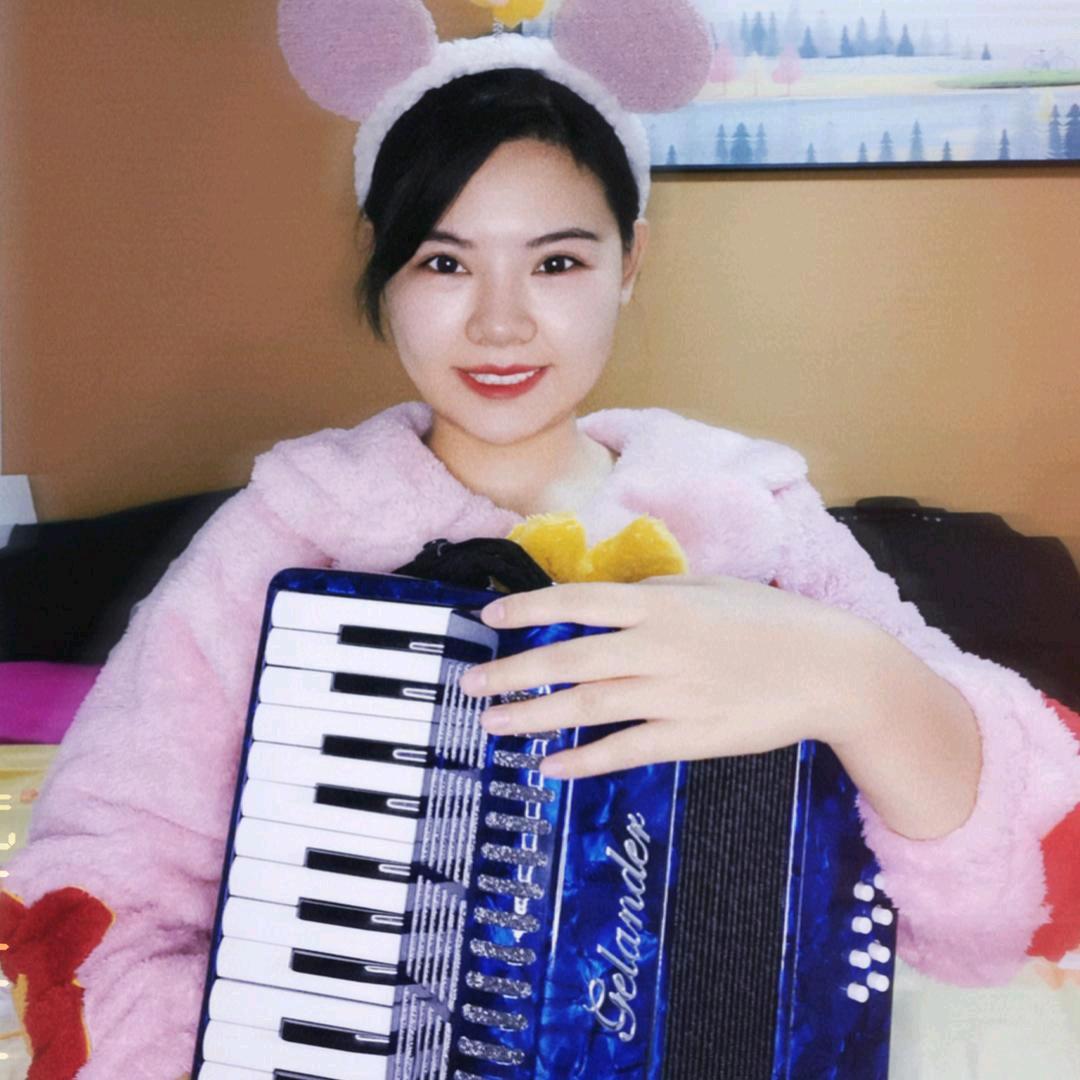 小甜小林手风琴