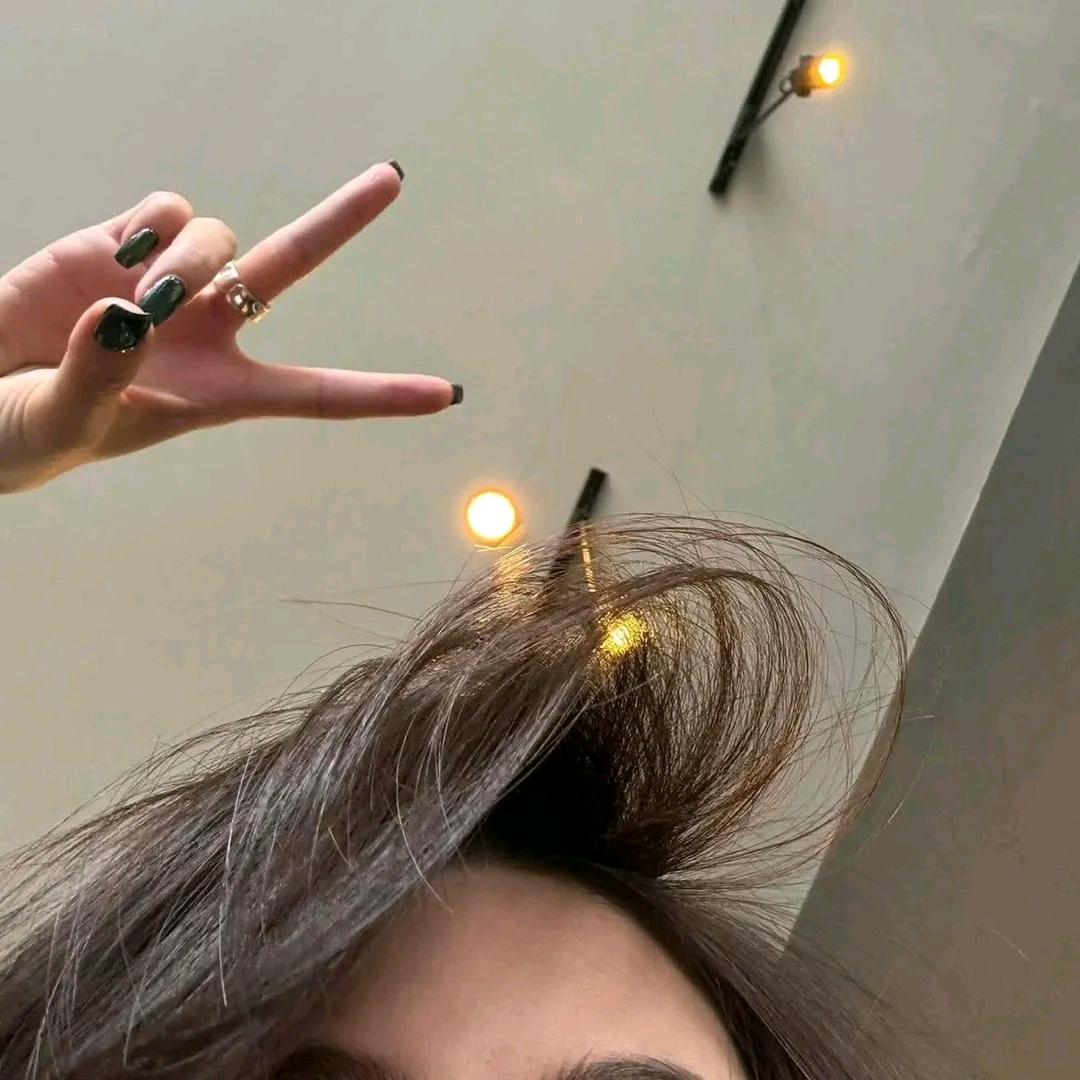 𝑨