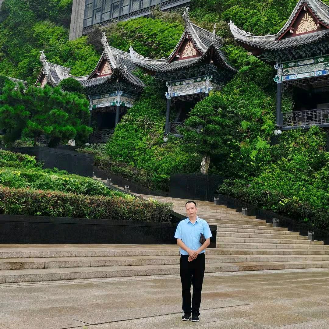 雅安军哥哥🐰🐰