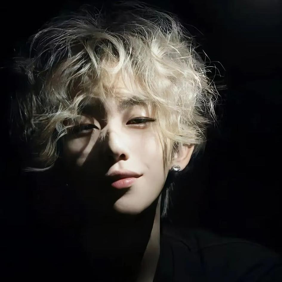 见海-露天音乐小酒馆  无恙