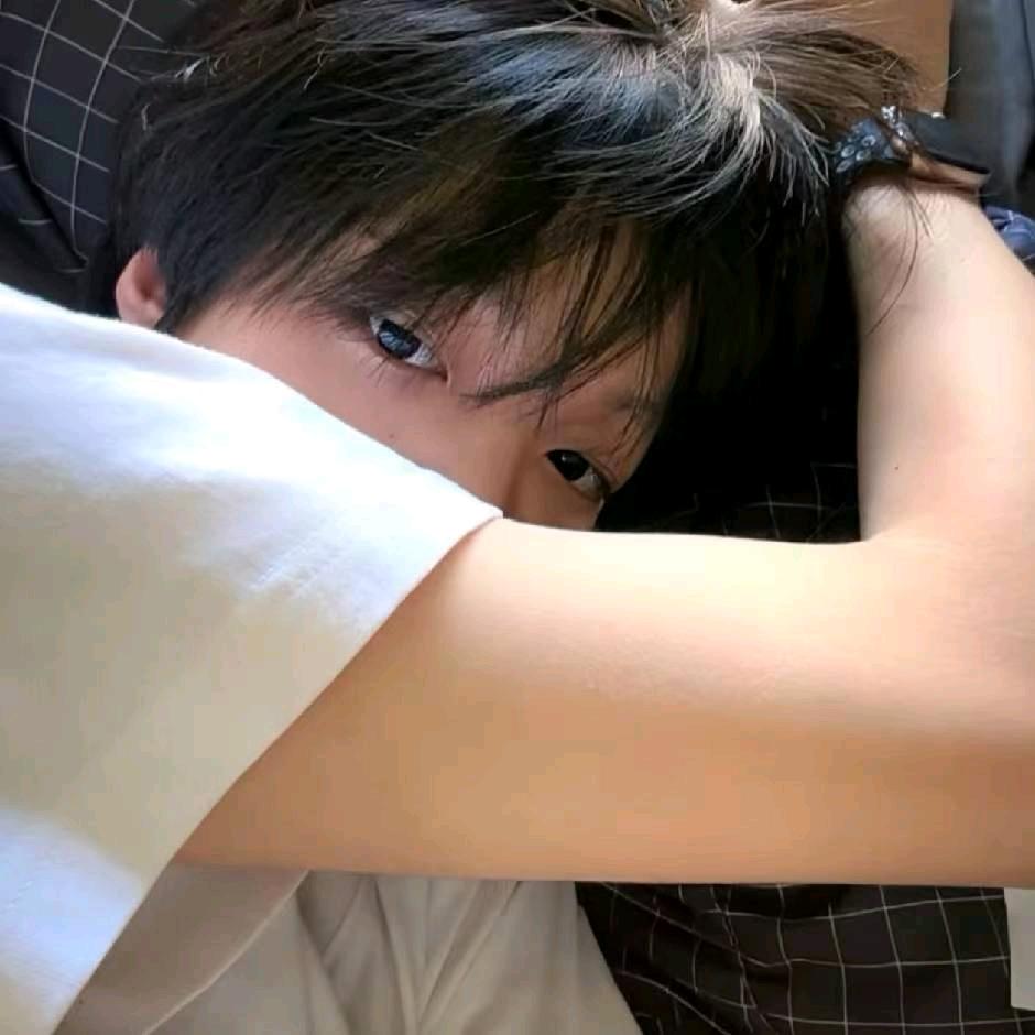 我是主播别揍我