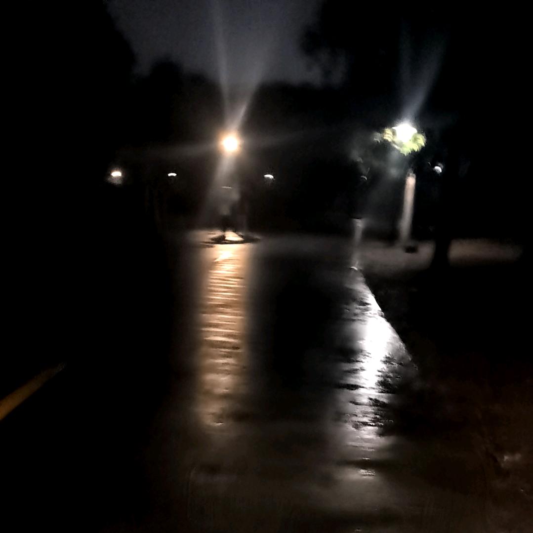 就这样。。。。