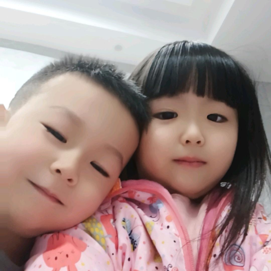 子鑫和子琪