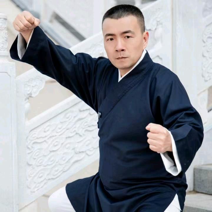 鹏飞太极天天练