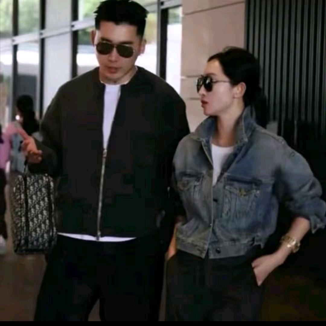 杨圣坤~清梦服饰