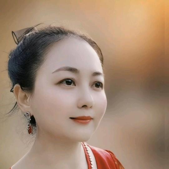 潮剧周丽琼