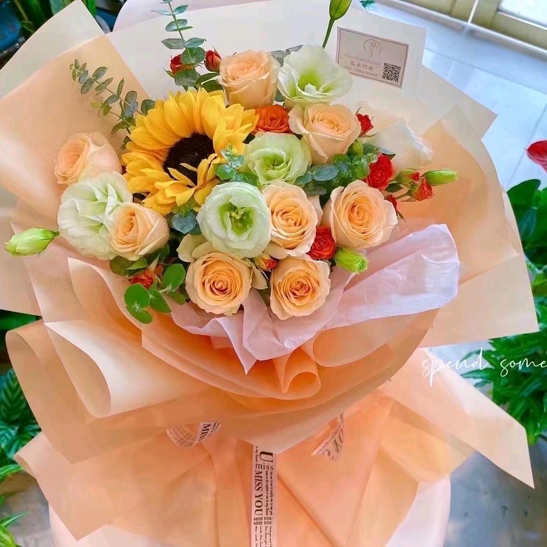 ꧁💕꫞꯭往事🌺随风꫞💞꧂