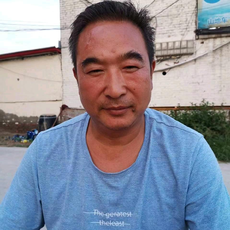 卖甘蔗的小老头