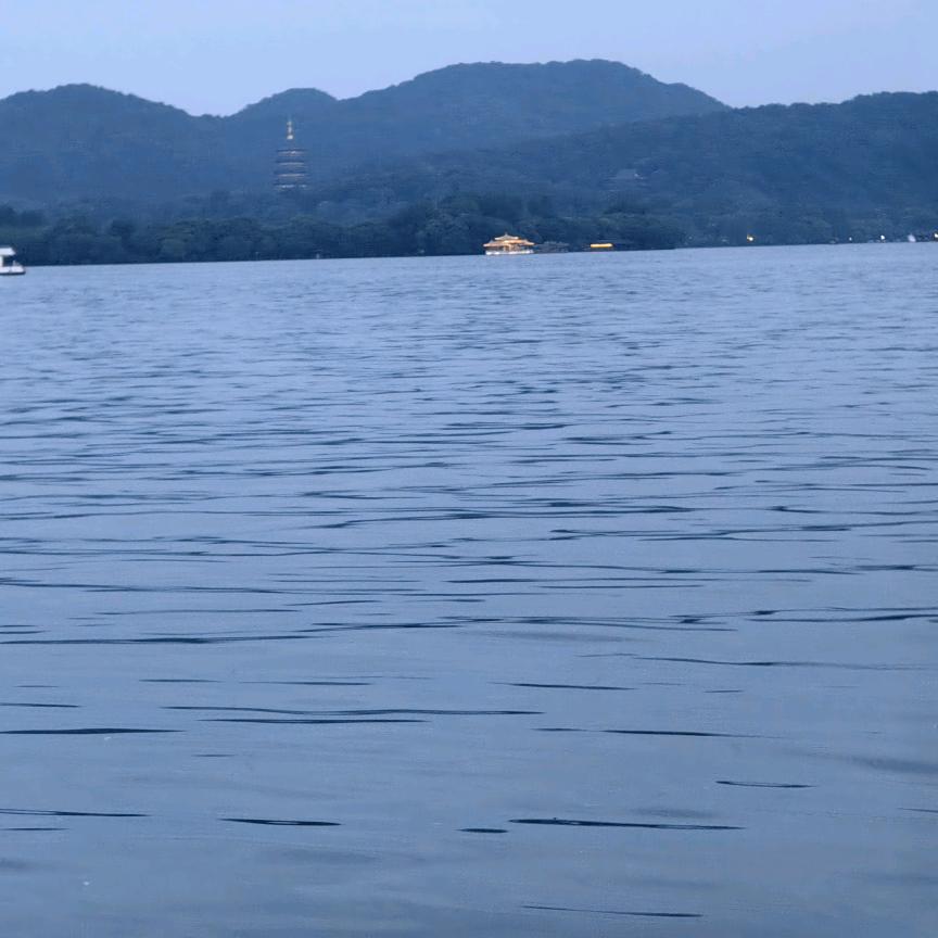 潇潇雨歇