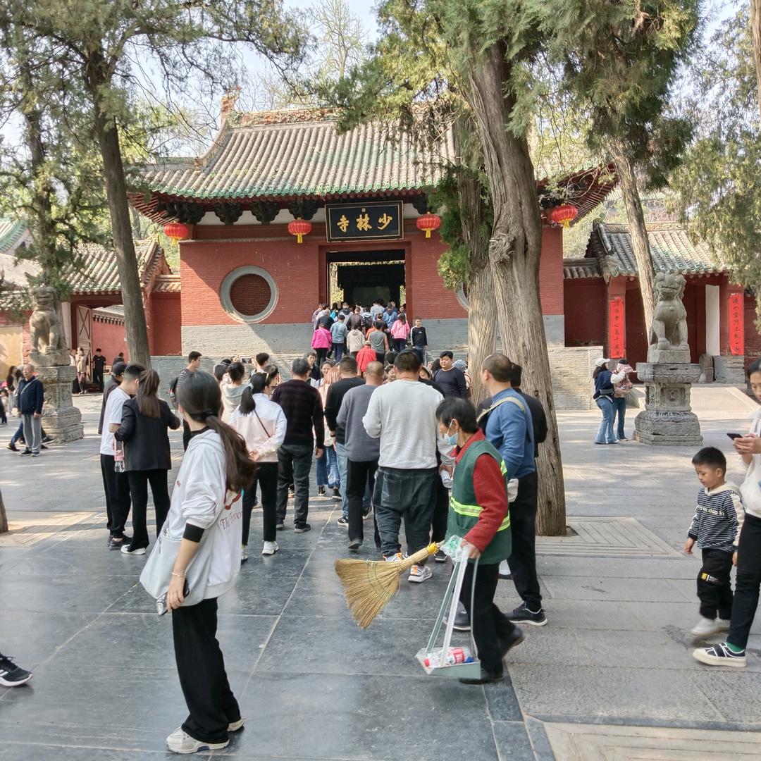 爱你的人自然懂你