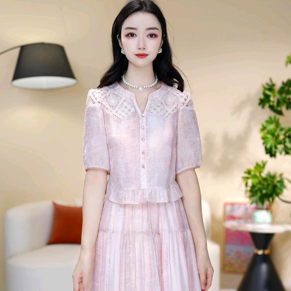 靓颜铭女装服饰店