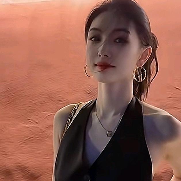 hello~西西 定制.穿搭