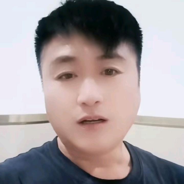 小白龙，主人
