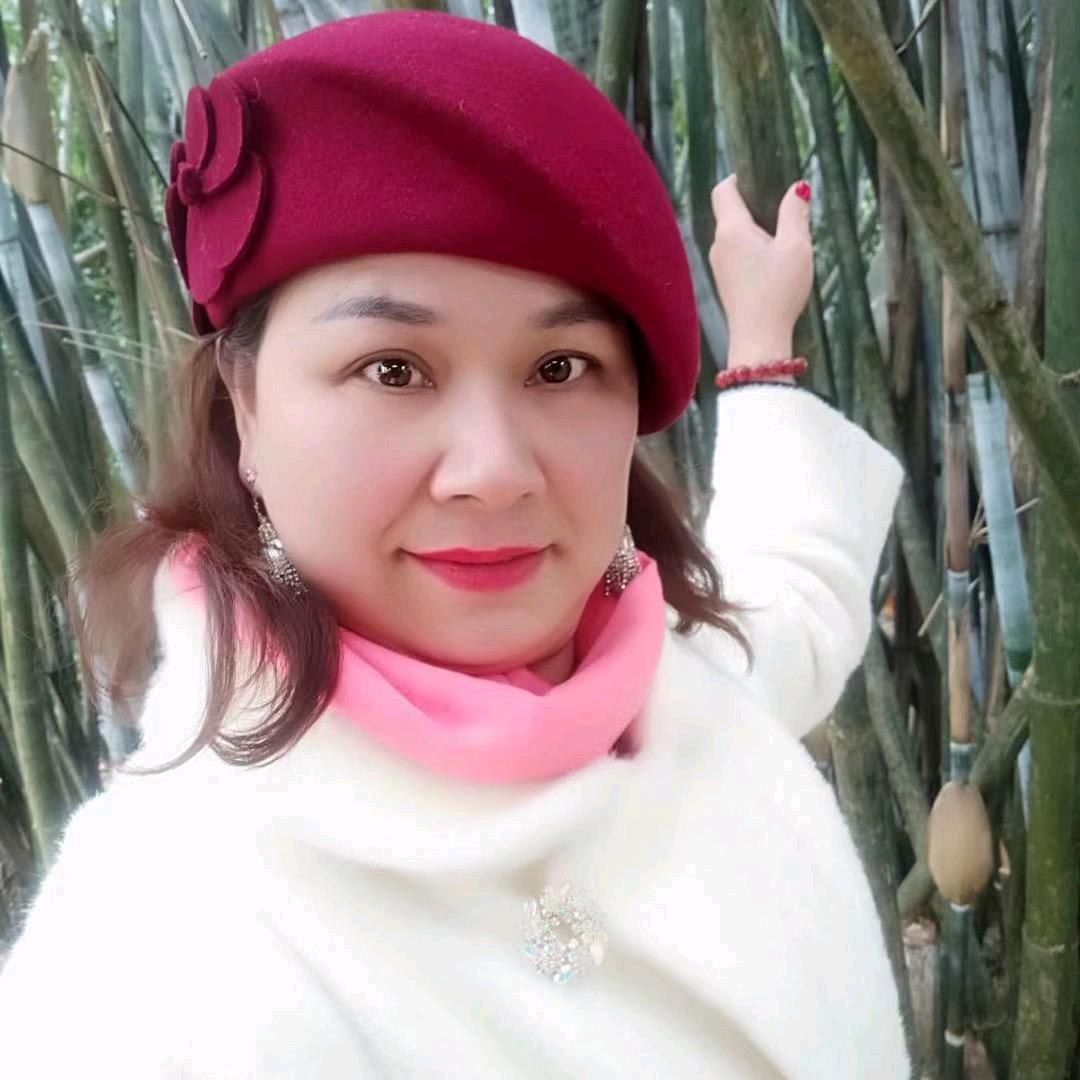 我是招财猫，本人七零年出生旺旺狗。