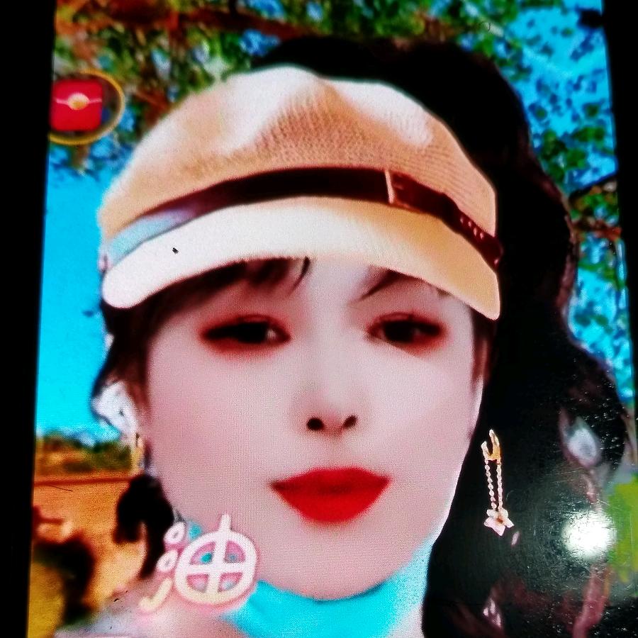 刘姐，晚上八点半，开播