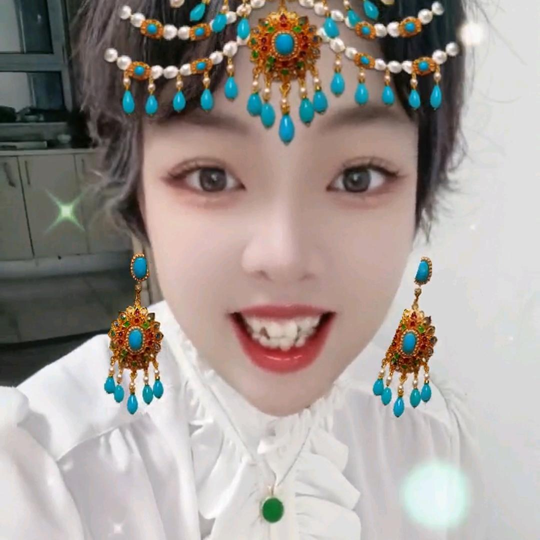 小魔女（蕊蕊）手舞