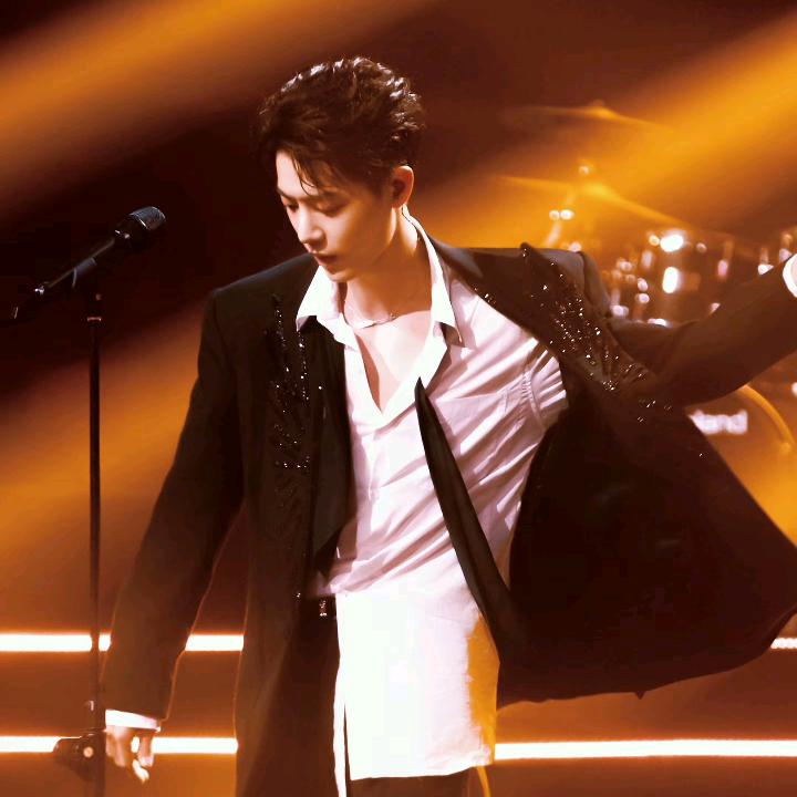 ღ꯭᭄新児❣️